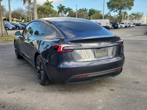 2025 Tesla Model 3 Long Range