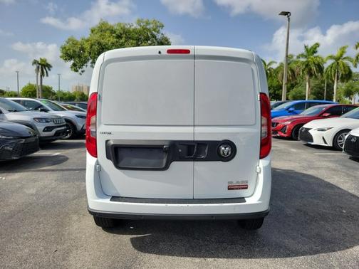 Bright White 2022 RAM ProMaster City Tradesman