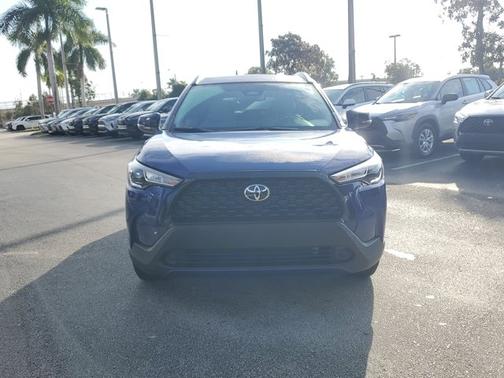 2025 Toyota Corolla Cross LE