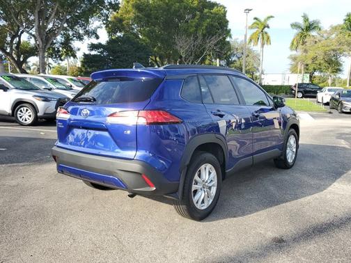 2025 Toyota Corolla Cross LE