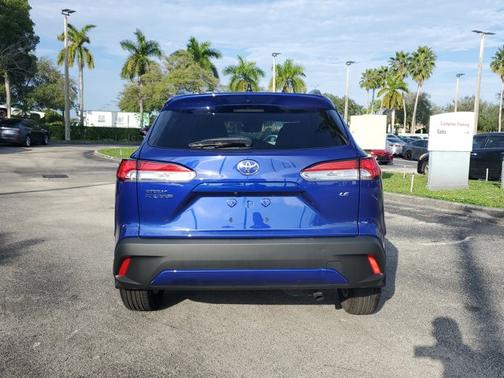 2025 Toyota Corolla Cross LE