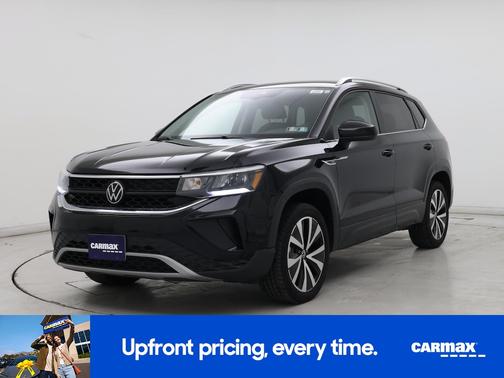Black 2024 Volkswagen Taos SE