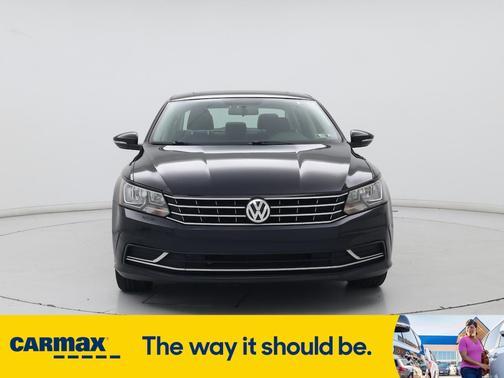 2017 Volkswagen Passat SE