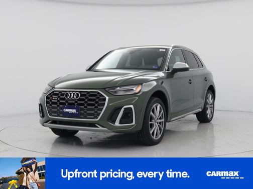 Green 2023 Audi SQ5 Premium Plus