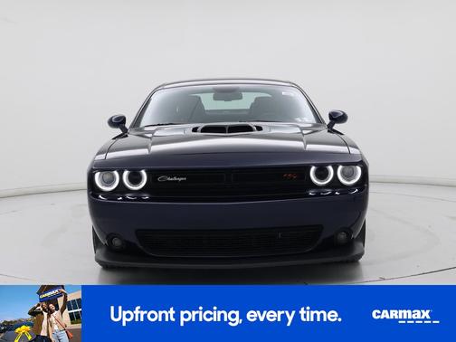 2016 Dodge Challenger 392 Hemi Scat Pack Shaker