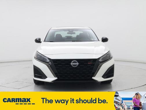 2023 Nissan Altima SR