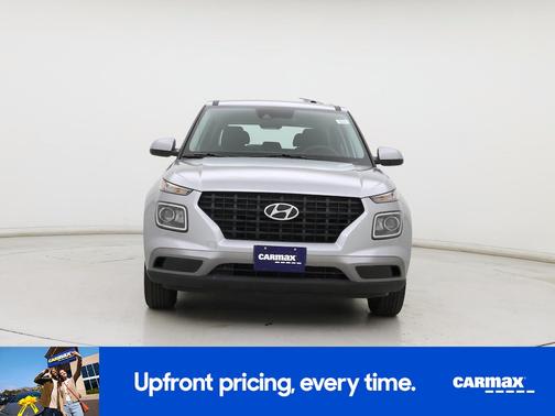 2022 Hyundai VENUE SE