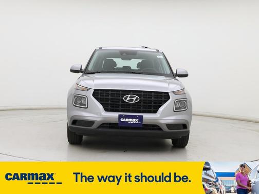 2022 Hyundai VENUE SE
