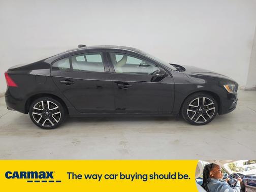 2017 Volvo S60 T5 Dynamic