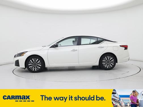 2024 Nissan Altima SV