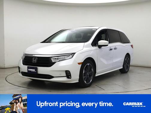 White 2023 Honda Odyssey Elite