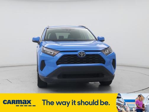 2020 Toyota RAV4 LE