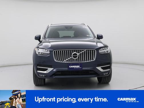 2023 Volvo XC90 B6 Plus