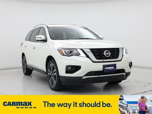 2017 Nissan Pathfinder Platinum