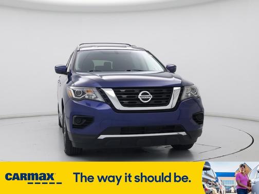 2020 Nissan Pathfinder S