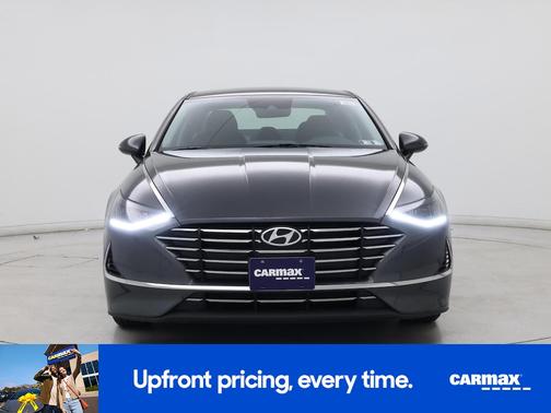 Gray 2023 Hyundai SONATA SE