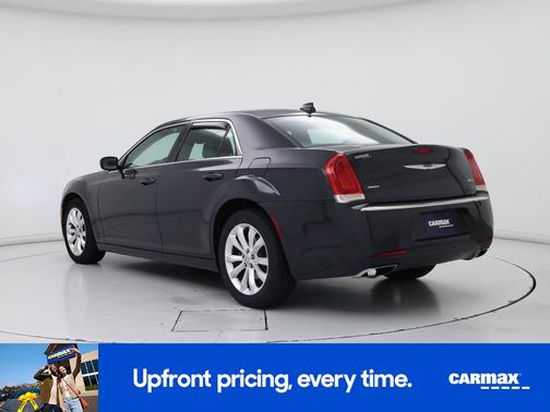 2016 Chrysler 300 Limited