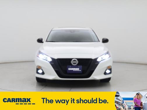 2022 Nissan Altima SR