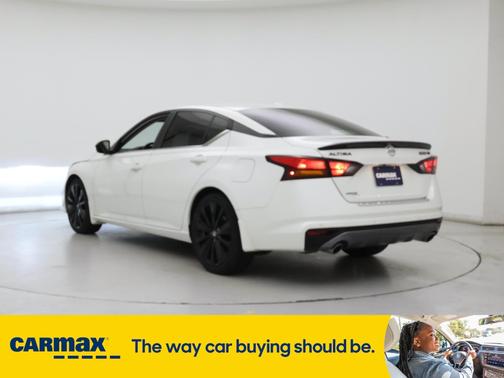 2022 Nissan Altima SR
