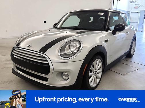 2014 MINI Hardtop Cooper (M6)