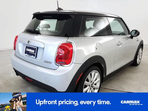 2014 MINI Hardtop Cooper (M6)