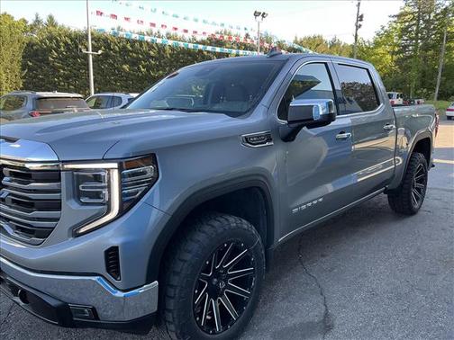 Sterling Metallic 2025 GMC Sierra 1500 SLT