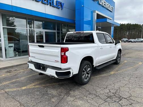 Summit White 2022 Chevrolet Silverado 1500 RST