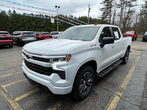 Summit White 2022 Chevrolet Silverado 1500 RST