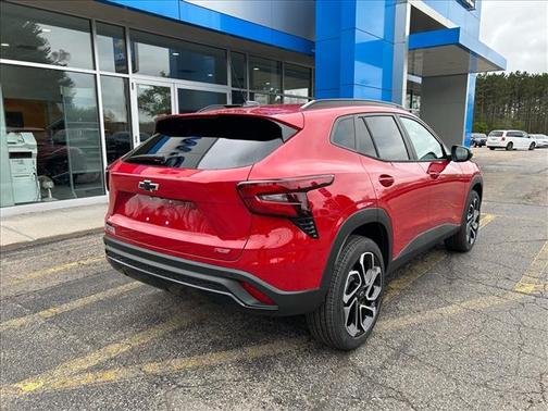 Apex Red 2026 Chevrolet Trax FWD 2RS