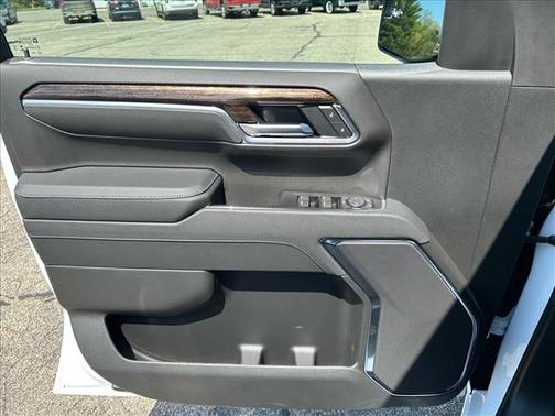 Summit White 2026 GMC Sierra 1500 SLE