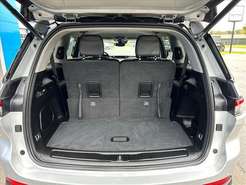Silver Zynith 2023 Jeep Grand Cherokee L Limited