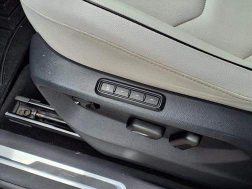 2019 Volkswagen Tiguan 2.0T SEL