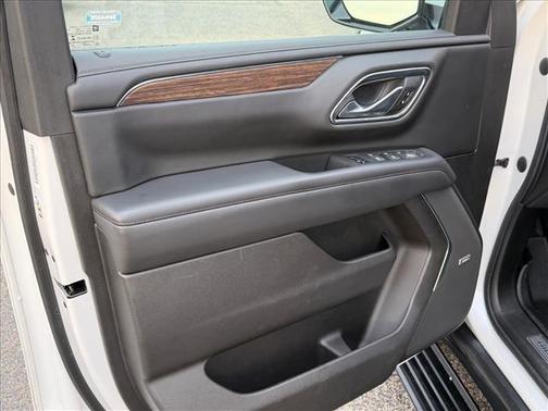 Iridescent 2021 Chevrolet Tahoe 4WD High Country