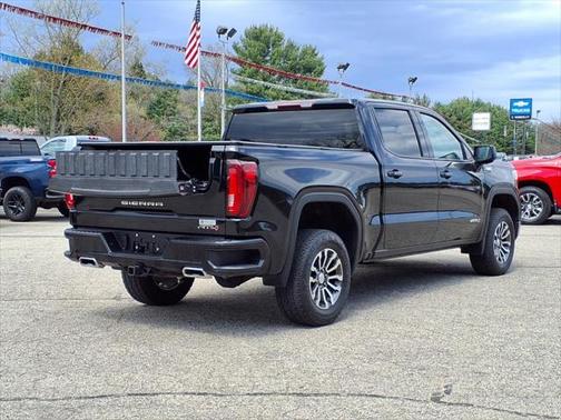 2022 GMC Sierra 1500 AT4