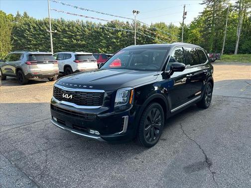 Ebony Black 2022 Kia Telluride SX