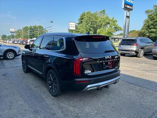 Ebony Black 2022 Kia Telluride SX