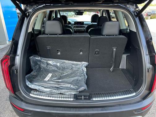 Ebony Black 2022 Kia Telluride SX