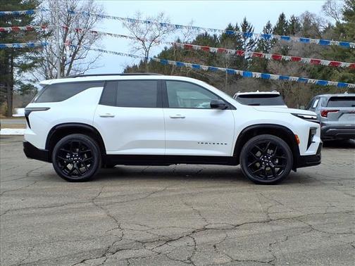 2024 Chevrolet Traverse RS