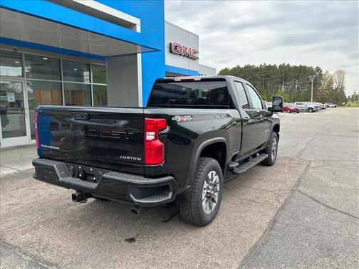 Black 2026 Chevrolet Silverado 2500 Custom