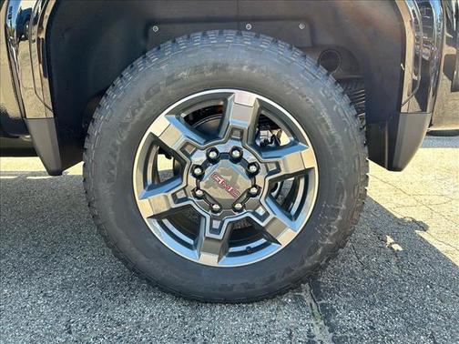 Onyx Black 2026 GMC Sierra 2500 SLT