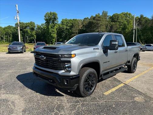 Sterling Gray Metallic 2026 Chevrolet Silverado 2500 Custom