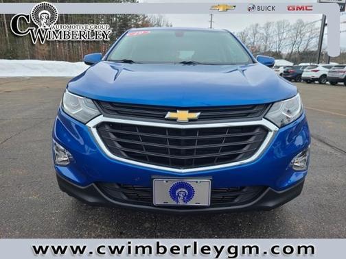 Photo 2 of 32 of 2019 Chevrolet Equinox 1LT