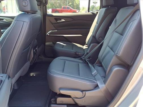 Sterling Gray Metallic 2027 Chevrolet Traverse LT