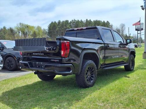 2023 GMC Sierra 1500 AT4X