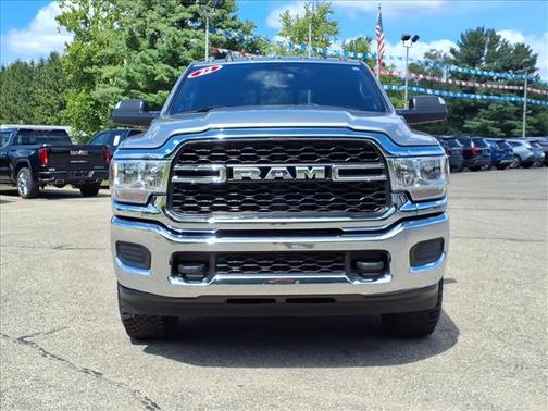 Billet Silver Metallic Clearcoat 2022 RAM 2500 Tradesman Crew Cab 4x4 6'4' Box