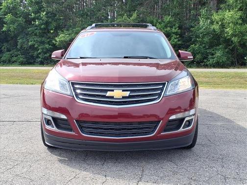 Siren Red Tintcoat 2017 Chevrolet Traverse 2LT