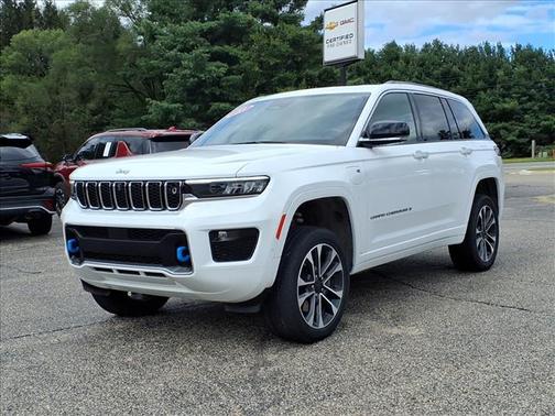 Bright White Clearcoat 2023 Jeep Grand Cherokee 4xe Overland