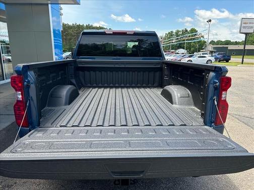 Lakeshore Blue Metallic 2026 Chevrolet Silverado 2500 Custom