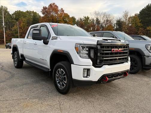 Summit White 2022 GMC Sierra 2500 AT4
