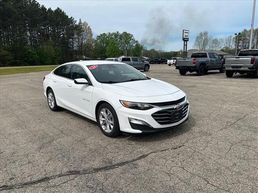 Summit White 2024 Chevrolet Malibu FWD 1LT